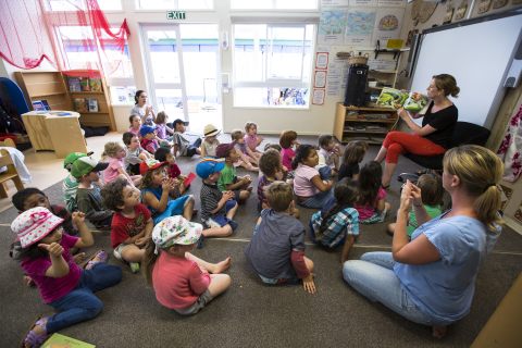 Raising a bilingual child - Auckland Kindergarten Association